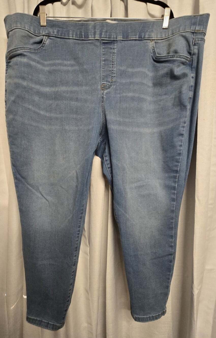 Sonoma Women Plus 24W Pull On Elastic Light Wash Blue Skinny Slim Stretch Jeans